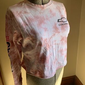 Chevrolet Cropped Long Sleeve Size Medium